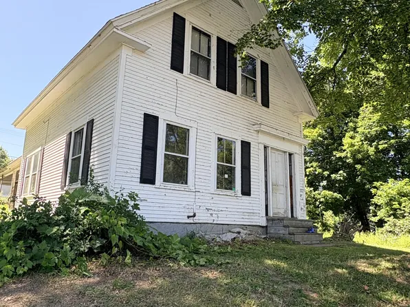 26 Mill Street, Hartland, ME 04943