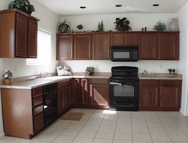 Cherry Cabinets in Kitchen