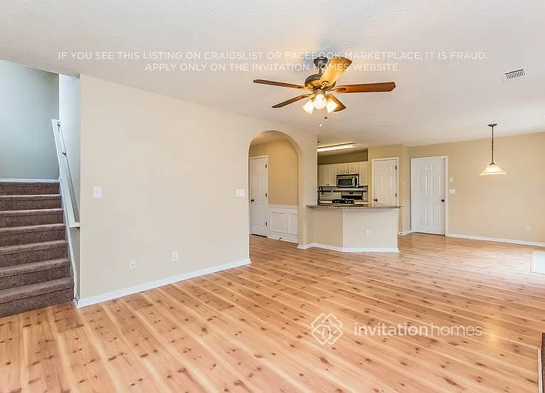 1040 Deer Hollow Dr — Photo 4
