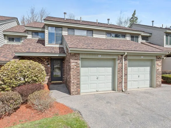 9 Greenbrook Dr Unit 9, Stoughton, MA 02072