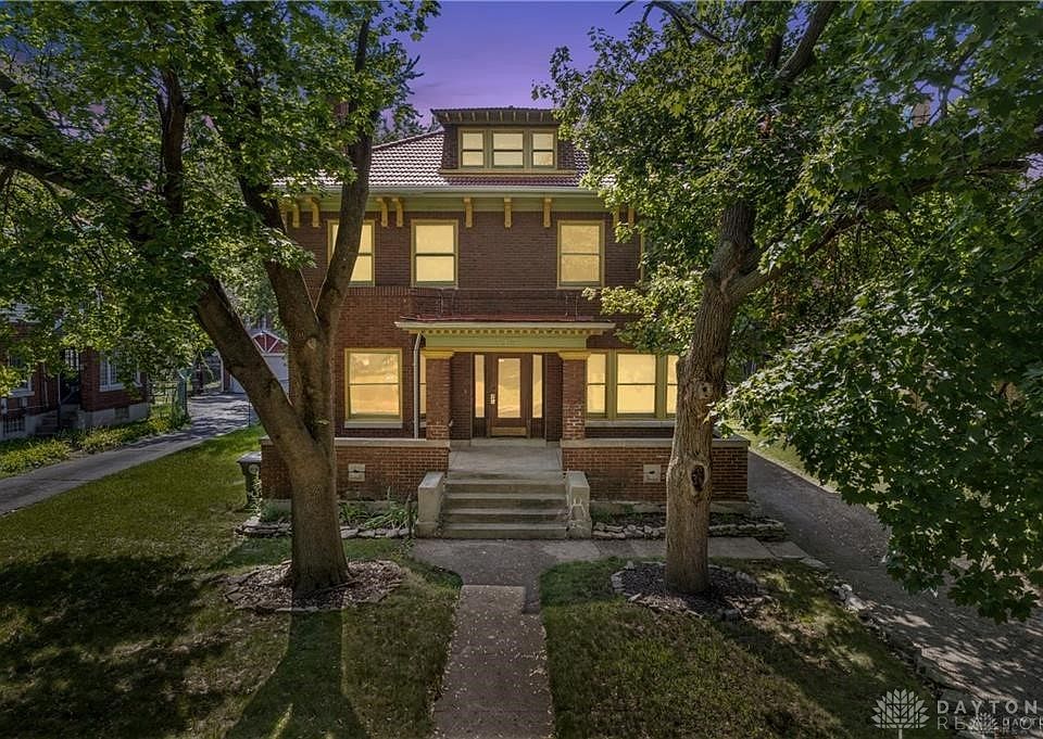 1st image of 515 Forest Ave
