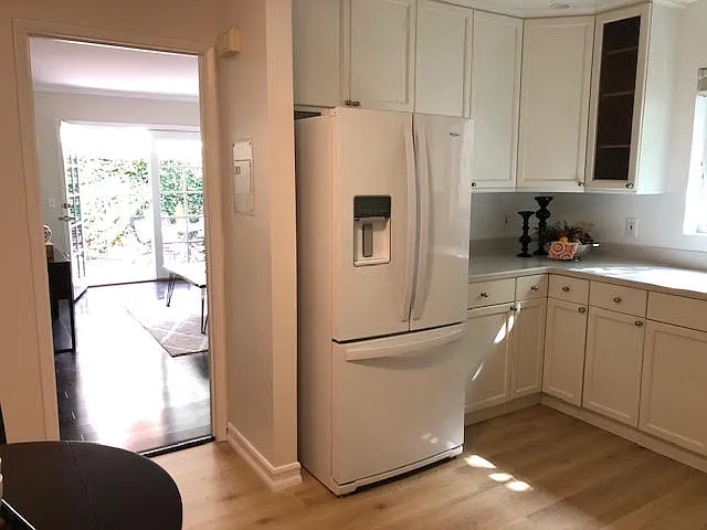 815 Cowper St #815 — Photo 5