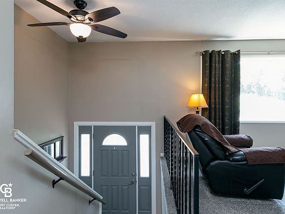 4th image of 506 Christina St