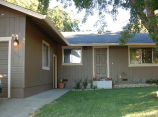 2465 Toyon St, Anderson, CA 96007