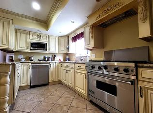 (Undisclosed Address), Stony Brook, NY 11790