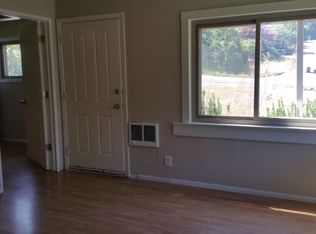 10454 8th Ave SW, Seattle, WA 98146