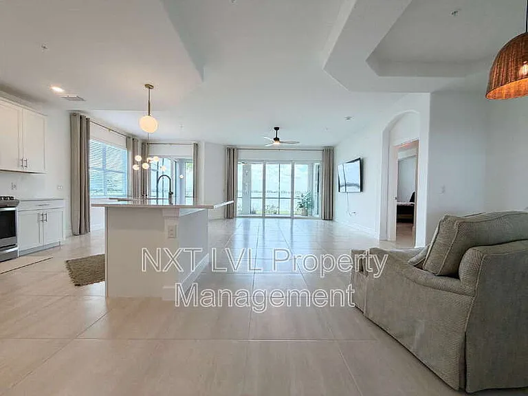 16570 Ridgeview Cir #4111 — Photo 3
