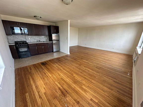4th image of 8635 21st Ave #J7