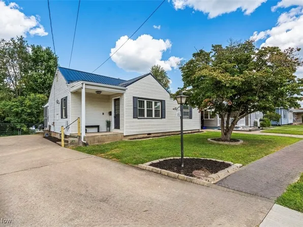 117 E 6th St, Williamstown, WV 26187