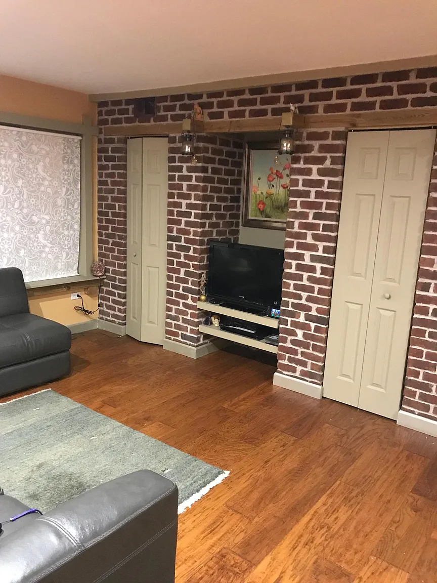 6425 Clarendon Hills Rd APT 104 photo 1