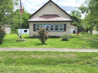 202 E Lincoln St, Karnak, IL 62956
