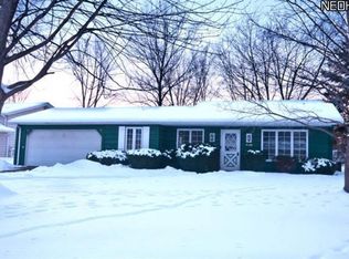 9400 Pheasant Run Pl, Strongsville, OH 44136
