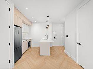34-16 38th St #3602, Long Island City, NY 11101