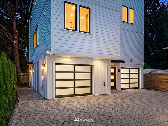 4th image of 4321 A 35th Avenue W