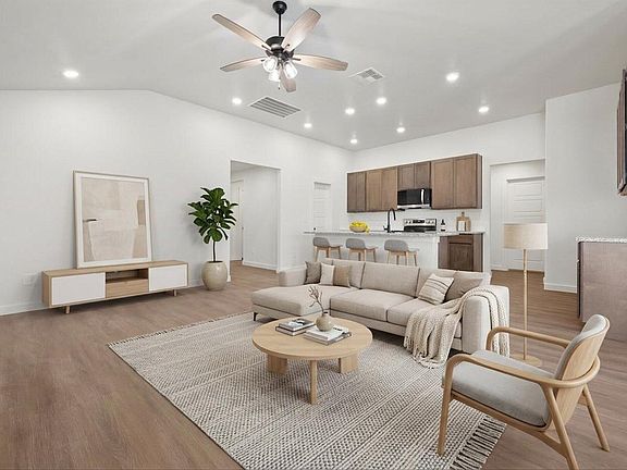 5th image of 3019 137th St