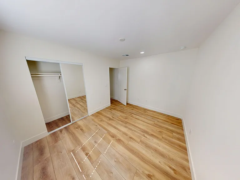 6255 Stewart St — Photo 7