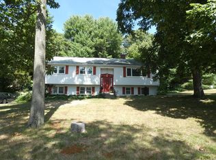 245 High St, Hingham, MA 02043