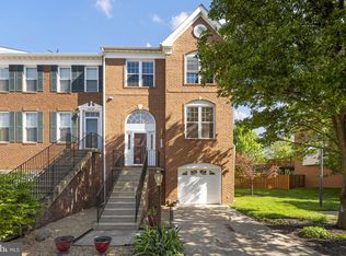 43858 Sandburg Sq, Ashburn, VA 20147