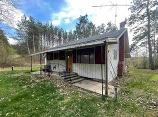 N6855 S Lake Dr, Wild Rose, WI 54984