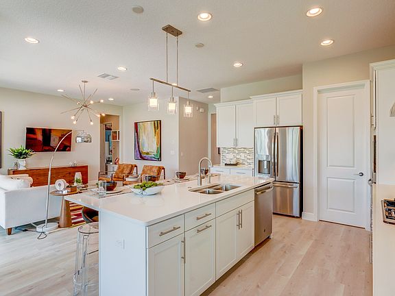 Ample cabinet space in kitchen