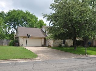 505 Cambridge Dr, Round Rock, TX 78664