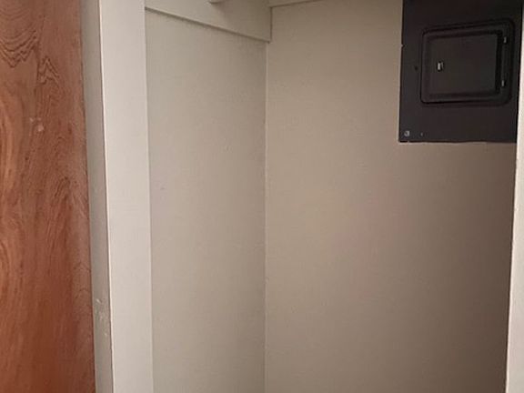 4th image of 382 River St #2B