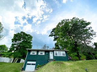 14 Lee Dr, Wheeling, WV