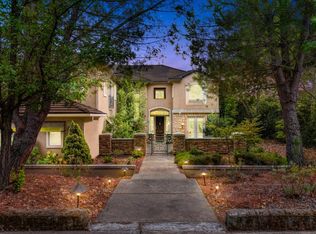 8700 Noland Ln, Fair Oaks, CA 95628