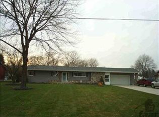 1354 Alcona Dr, Burton, MI 48509
