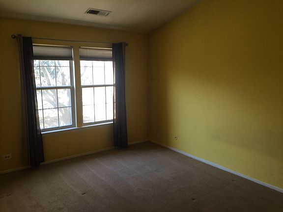 4th image of 1813 Quaker Hollow Ln