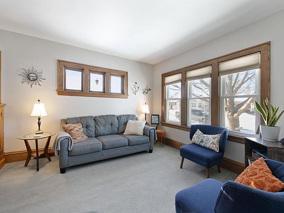 4th image of 311 6th Ave S
