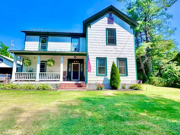 24 Tunnel Hill Rd, Millboro, VA 24460