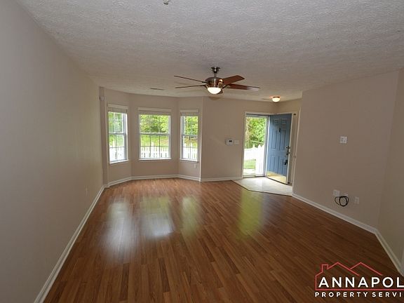 4th image of 30 Ironstone Ct APT J