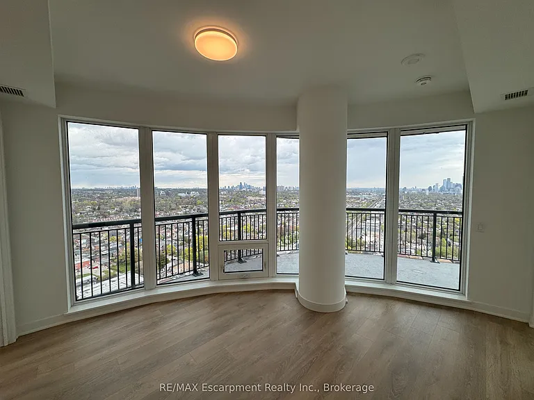 1185 Dupont St #2607 — Photo 11