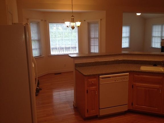5th image of 11623 Kings Pond Dr