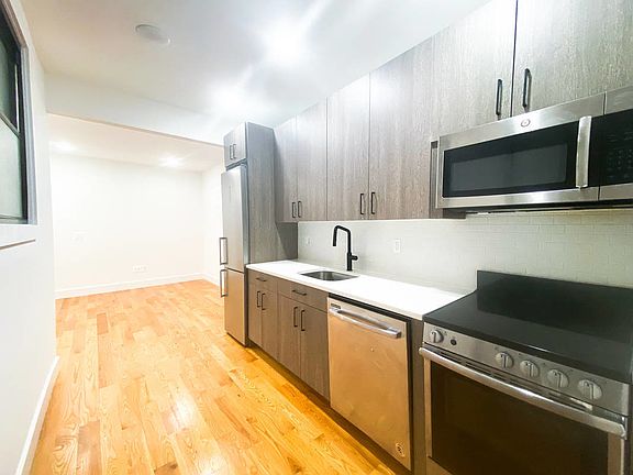 3rd image of 348 Lenox Ave #3NNS