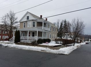 702 Chestnut St, Mechanicville, NY 12118