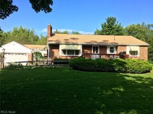 3247 Randall Ct, Rock Creek, OH 44084