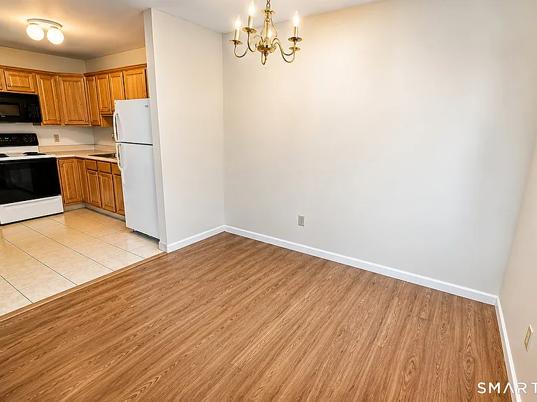 187 Scott Rd #1-C — Photo 4