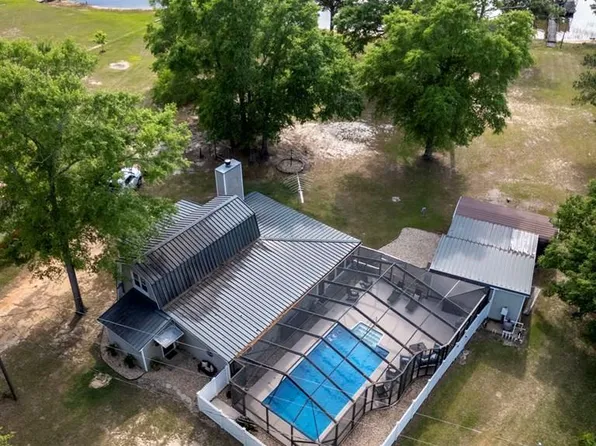 15 Pinto Trl, Fort Gaines, GA 39851