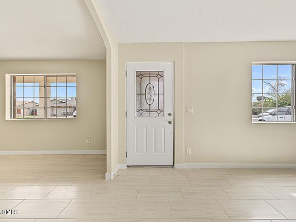5th image of 5214 W LEWIS Avenue