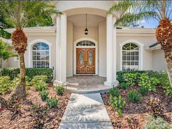 713 Fayette Pl, Lutz, FL 33549