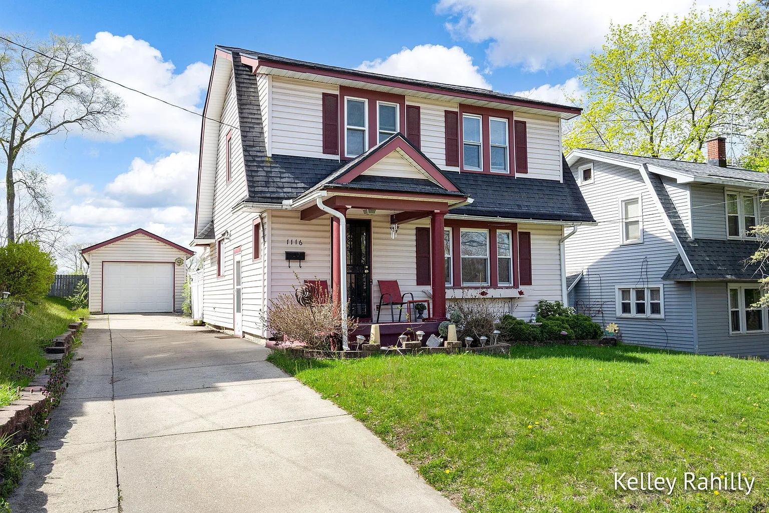 1116 Noble St SE photo 1