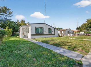 5909 Pinewood Avenue, West Palm Beach, FL 33407