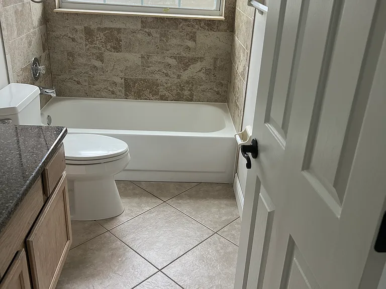 830 Bloomingdale Dr — Photo 17