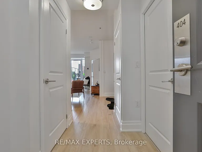 125 Western Battery Rd #404 — Photo 2