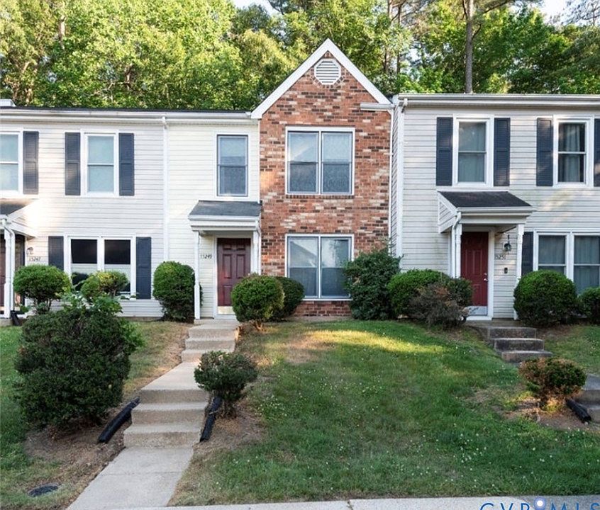 1st image of 15249 Broadwater Cir