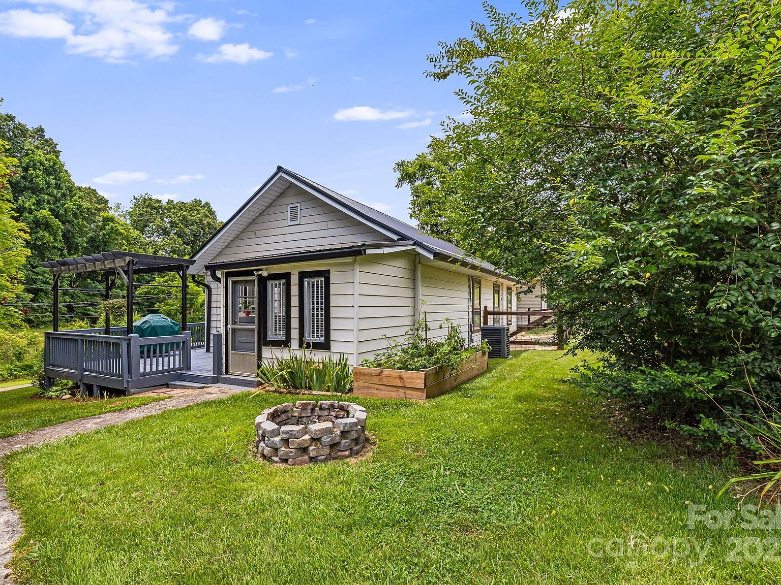 29 Ponder St, Mars Hill, NC 28754 | MLS #4286832 | Zillow
