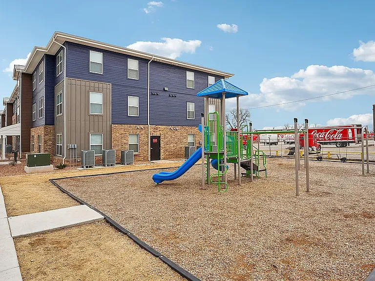 Fairground Flats — Photo 36