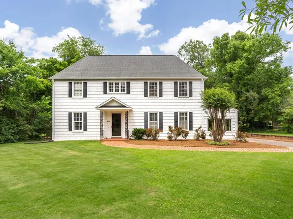 604 South St E, Talladega, AL 35160